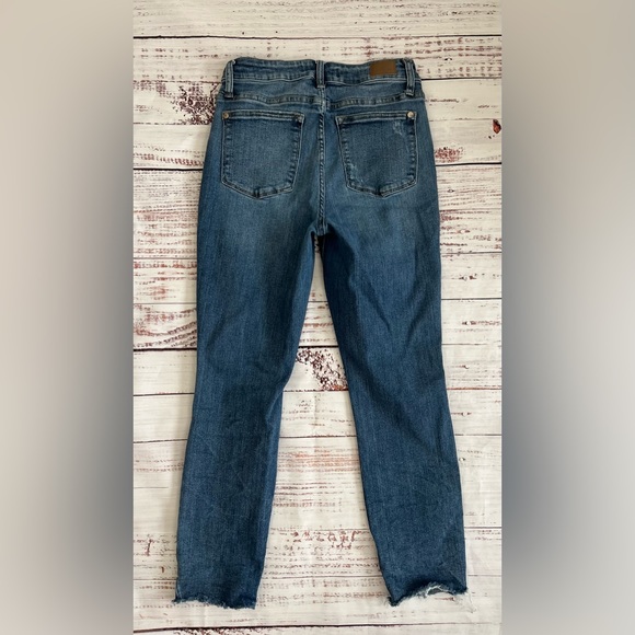 Judy Blue relaxed fit denim jeans distressed frayed hem 5/27 - Picture 3 of 4